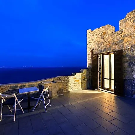 Aegila Boutique 4*