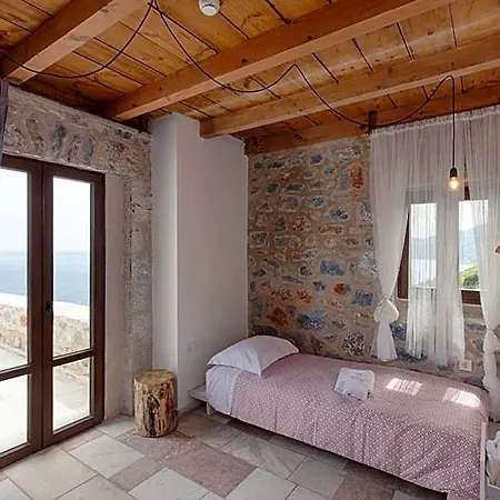 Aegila Boutique 4* Κότρωνας
