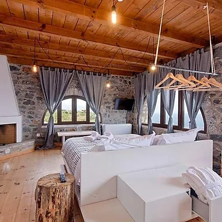 Aegila Boutique Ξενοδοχείο 4*
